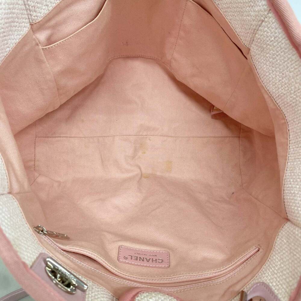 CHANEL Pink Raffia Deauville Tote Bag - Picture 4 of 11
